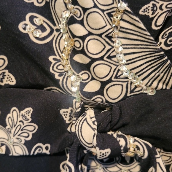 Whimsigoth‎ Fairycore Silky Glam Black Tan Sequins Faux Wrap V Neck Large Top - Picture 7 of 7